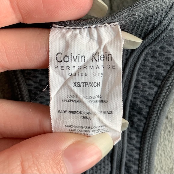 3 For $20 CALVIN KLEIN Performance Sports Bra With Removable Padding - Picture 5 of 5